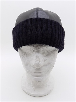 JOGGING CRISPE E MAGLIA CASHEMERE NERO-en