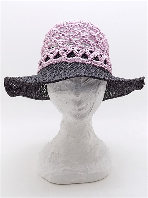 CAPPELLO CARTA TESSILE RITORTA ROSA/NERA CON CAPO IN UNCINETTO-en