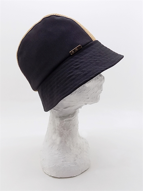 CAPPELLO MINERVA NERO CON FASCIA CENTRALE IN TRECCIA