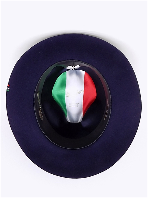 FEDORA FLAG EDIZIONE LIMITATA IN FELTRO BLU MIRTILLO TESA MEDIA-en