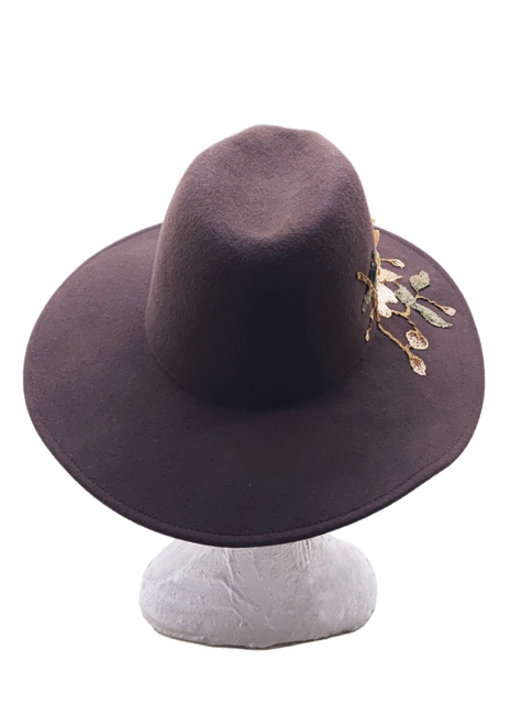 FEDORA FELTRO MARRONE CACAO CON APPLICAZIONI FLOREALI RICAMATE