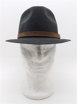 CAPPELLO PLAYER IN FELTRO VERDE SCURO CON CINTURINO IN PELLE