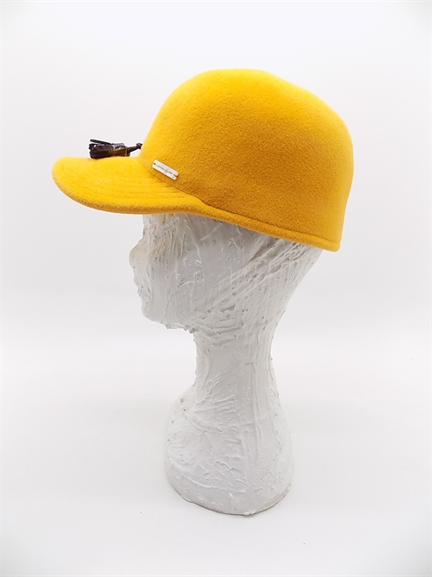 BASEBALL VELOUR GIALLO CON NAPPINE IN PELLE